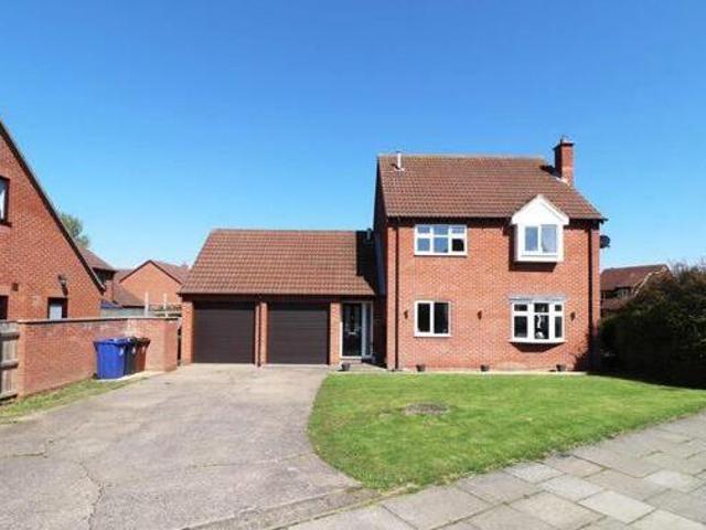 House for sale in Grimsby, North East Lincolnshire
