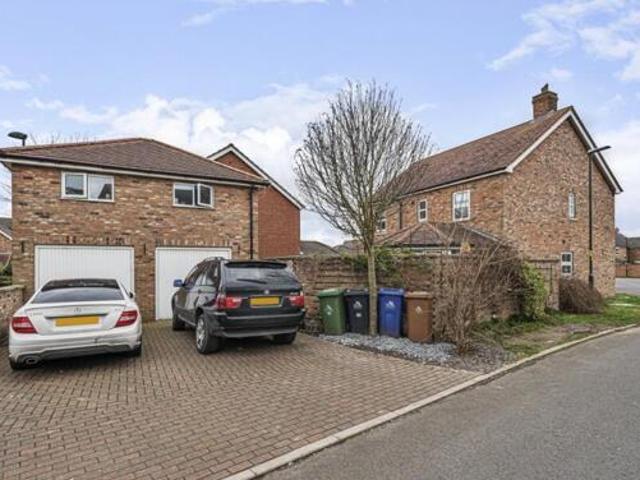 House for sale in Grimsby, Greater Lincolnshire