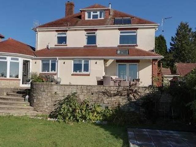 House for sale in Gloucestershire