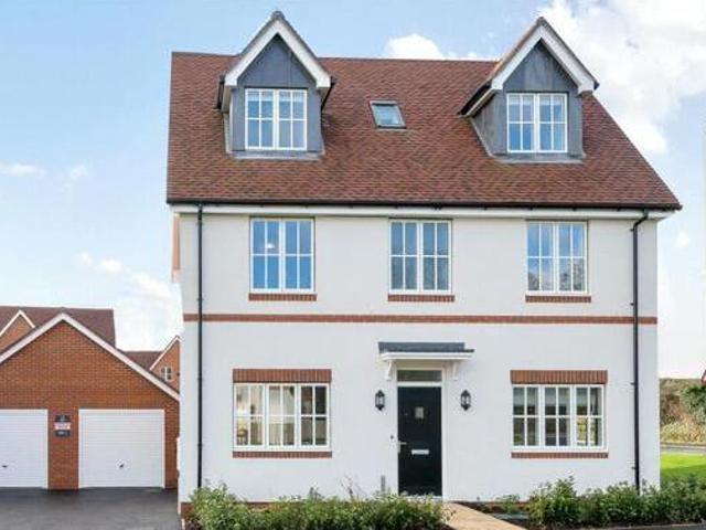 House for sale in Shalford, Westborough