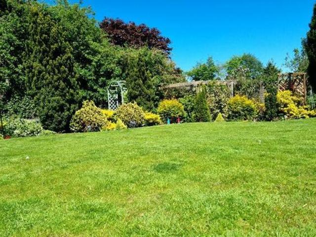 House for sale in Hutton Village, Guisborough