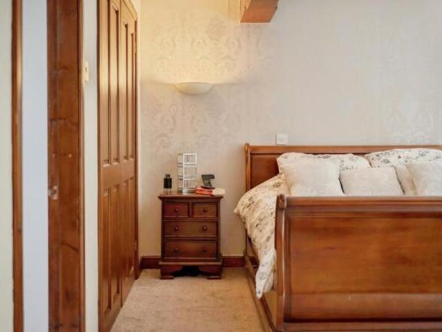 Farm for sale in Dutton, Cheshire