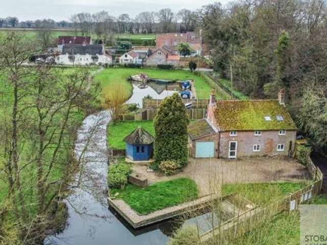 House for sale in Lyons, Greater London