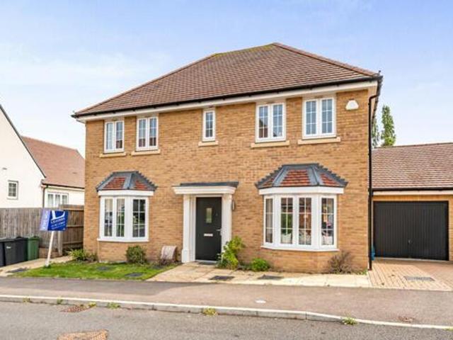 House for sale in Chipping Hill, Essex