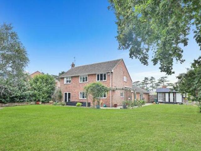 House for sale in Chipping Hill, Essex