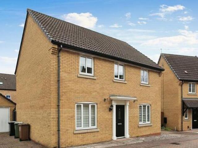 House for sale in Hampton Green, Cambridgeshire
