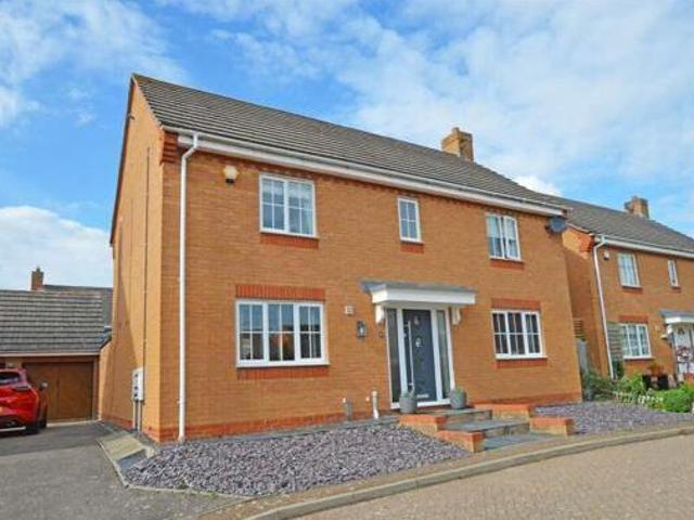House for sale in Peterborough, Cambridgeshire and Peterborough