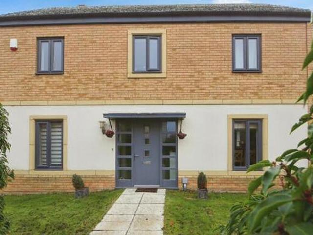 House for sale in Hampton Green, Cambridgeshire