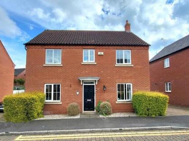 House for sale in Hampton Green, Cambridgeshire