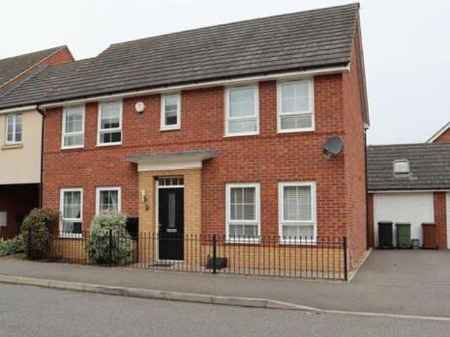 House for sale in Hampton Green, Cambridgeshire