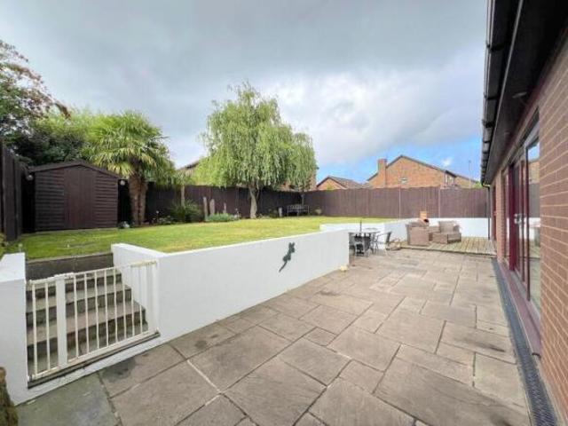 Farm for sale in Luton