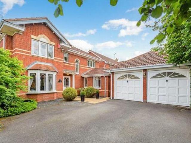 House for sale in Warndon, Worcestershire
