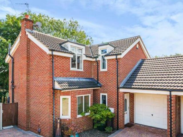 House for sale in Hookstone, Harrogate