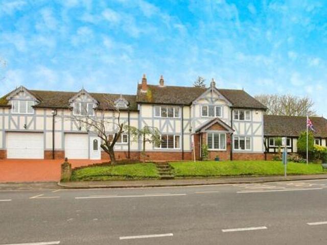 House for sale in Lyons, Greater London