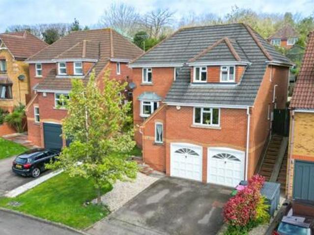 House for sale in Camp Hill, Warwickshire