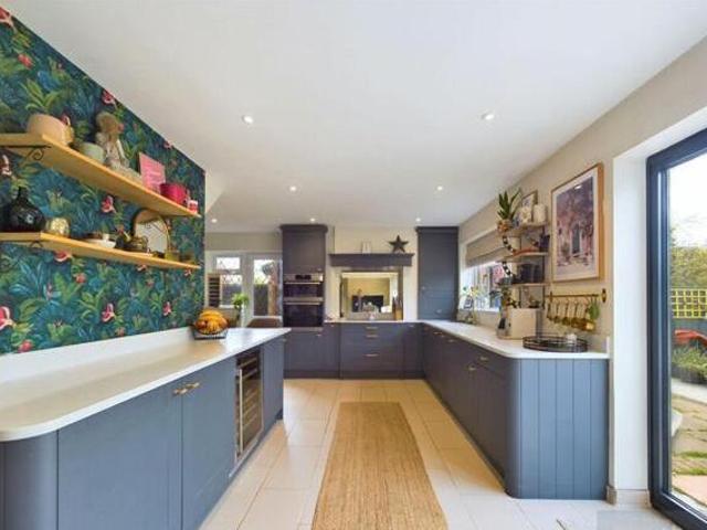 House for sale in Dale Hill