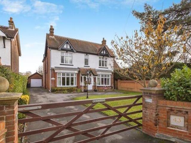 House for sale in Spring Vale, Hampshire