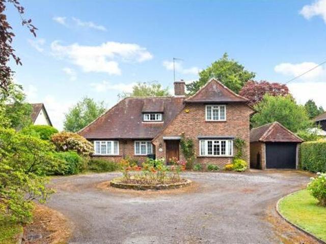 House for sale in Perryfields, West Sussex