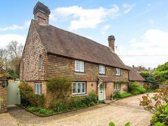 House for sale in Perryfields, West Sussex