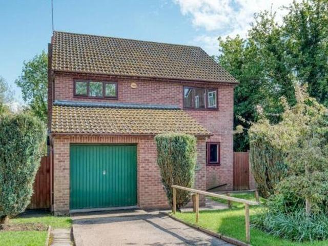 House for sale in Redditch, Worcestershire