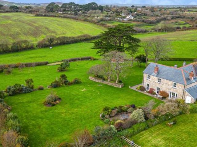House for sale in Helston, Cornwall