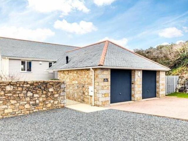House for sale in Helston, Cornwall