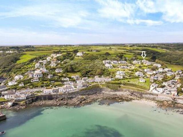 House for sale in Helston, Cornwall