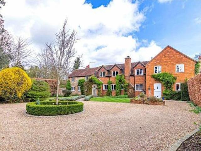 House for sale in Pouchen End, Hertfordshire