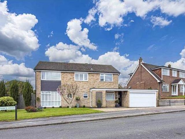 House for sale in Pouchen End, Hertfordshire