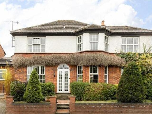 House for sale in Pouchen End, Hertfordshire