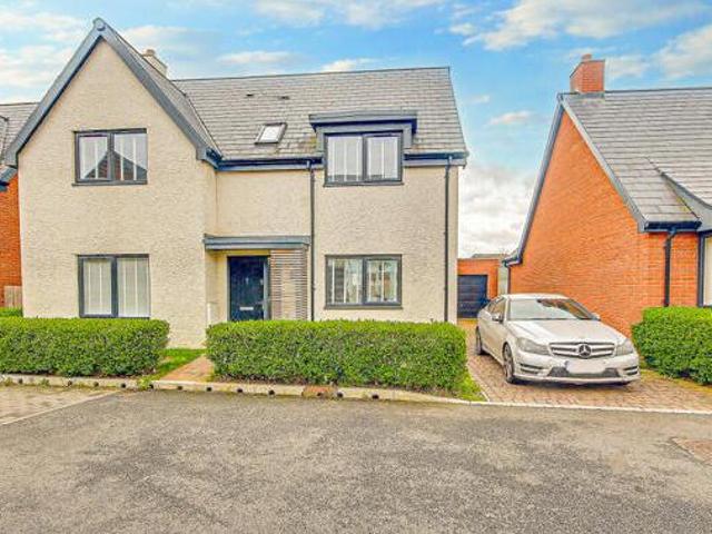House for sale in Gloucester, Gloucestershire