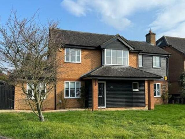House for sale in Henlow, Bedfordshire