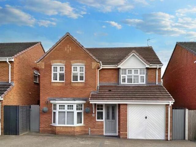 House for sale in Nuneaton, Nuneaton and Bedworth