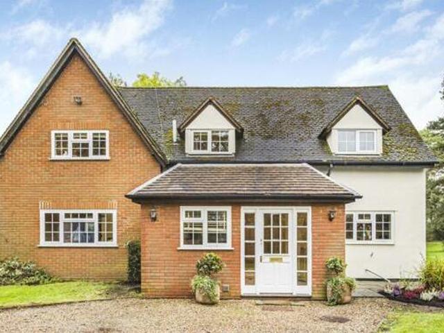 House for sale in Hertford, Colliers End
