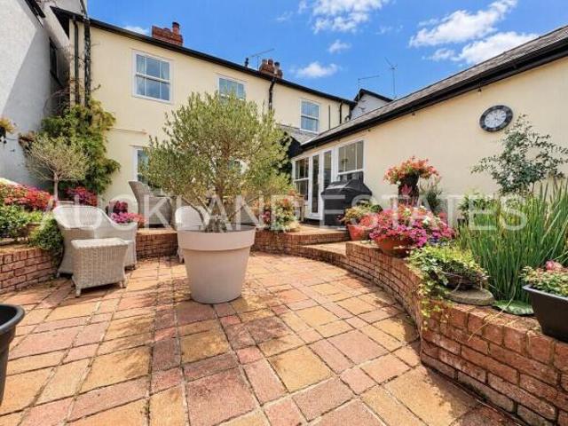 Farm for sale in Colney Heath, St Albans