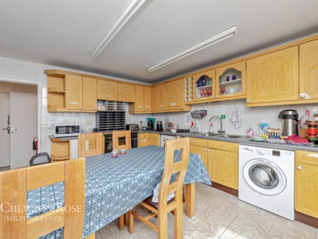 Farm for sale in Spring Park, Luton