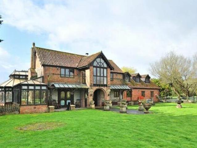 House for sale in Highbridge, Somerset