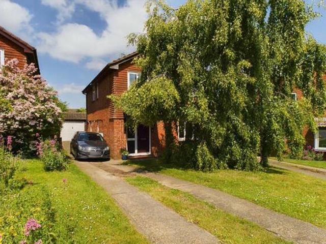 House for sale in Poets Estate, King's Walden