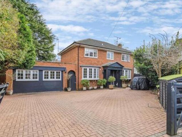 House for sale in King's Walden, Hertfordshire