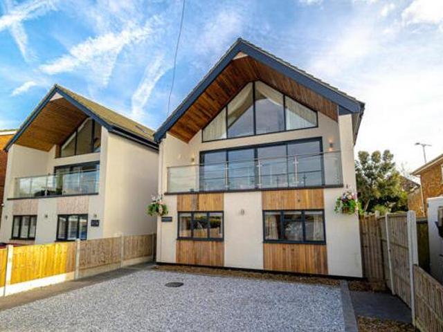 House for sale in Barling