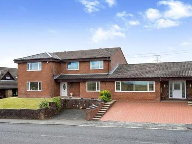 House for sale in Blacksnape, Darwen