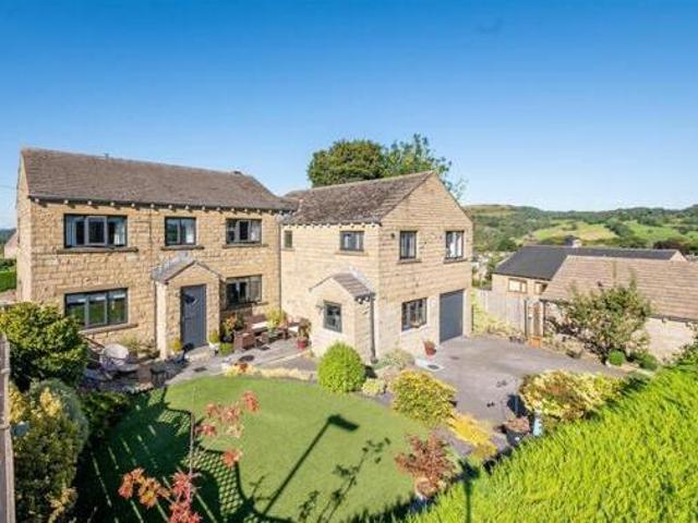House for sale in Holmfirth, West Yorkshire