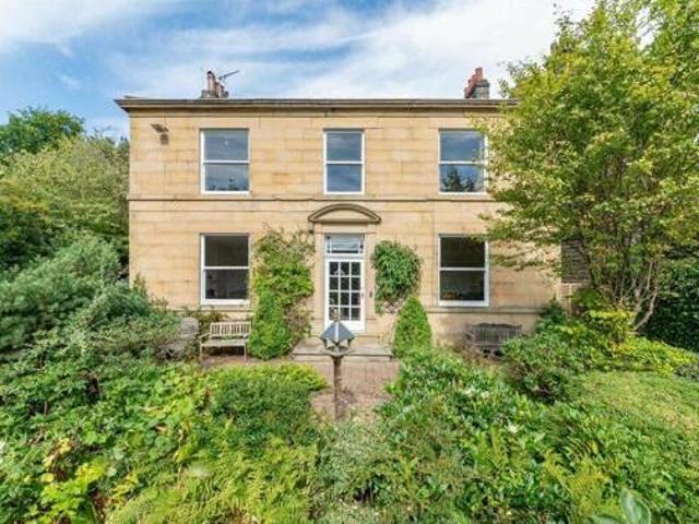 House for sale in Holme Valley, Holmfirth