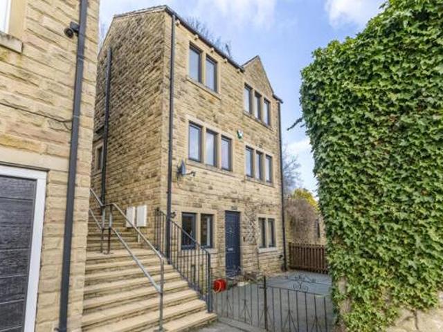 House for sale in Holme Valley, Holmfirth