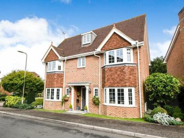 House for sale in Hart, Hampshire