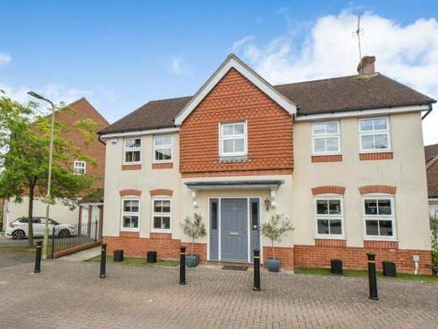 House for sale in Hart, Hampshire