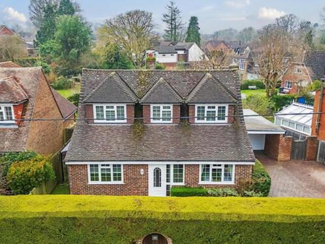 House for sale in Hart, Hampshire