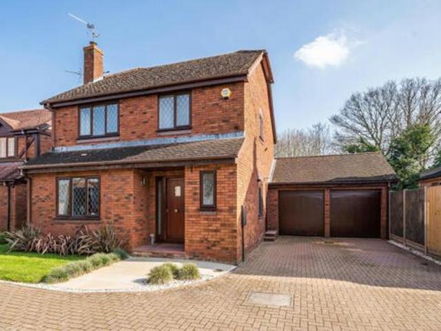 House for sale in Hart, Hampshire