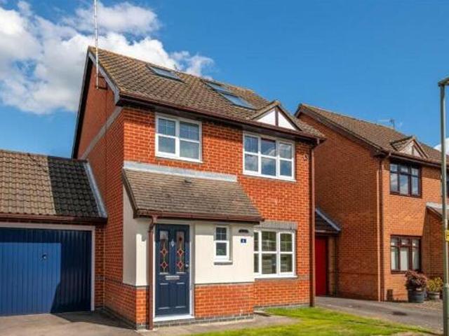 House for sale in Greenfields, Red Hill