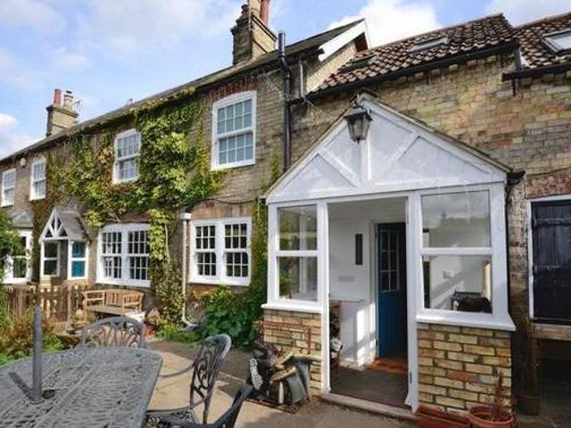 House for rent in Lyons, Greater London